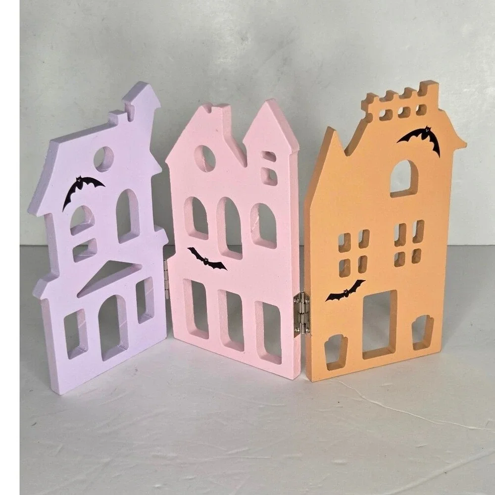 Pastel‎ Wooden Haunted Halloween House Bats Trio Tabletop Mantel Hinged Décor